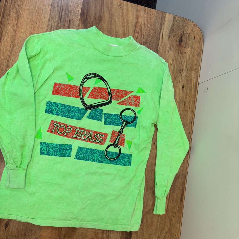 Vintage 1990s Green Long Sleeve Tee with Graphic Design